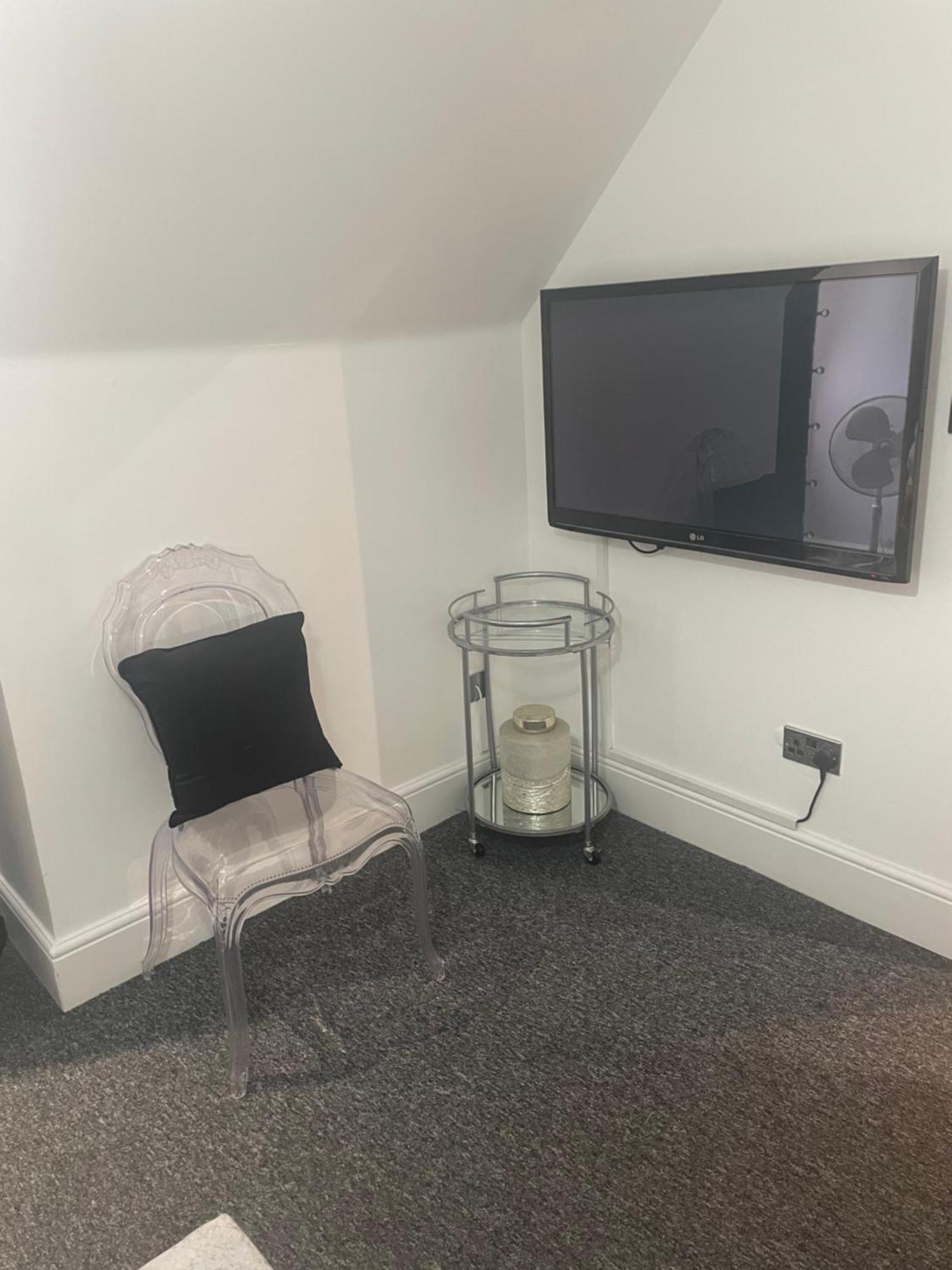 Meadow View Flat 1 Apartment Hurst Bagian luar foto